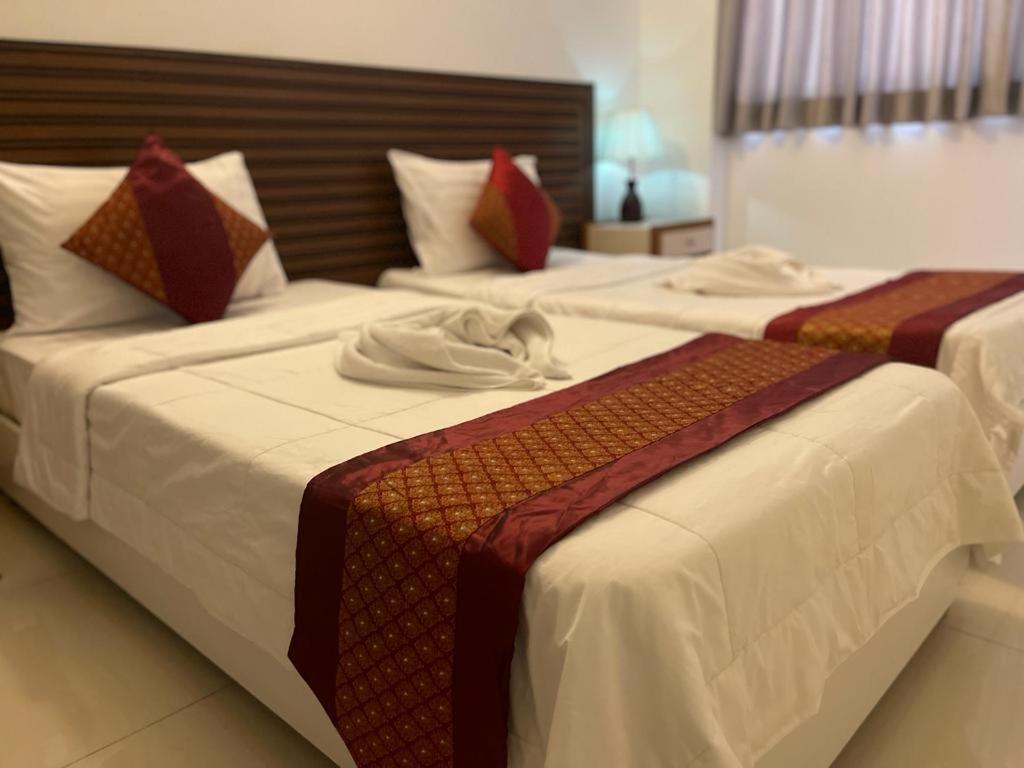 Hs Miracle Grand Hotell Hulhumale Exteriör bild